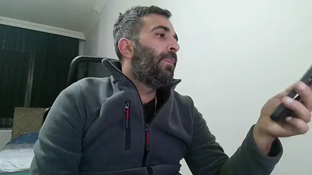 Snapshot of tgltplsr chatting on 01.30.25 tgltplsr online show from 01.30.25