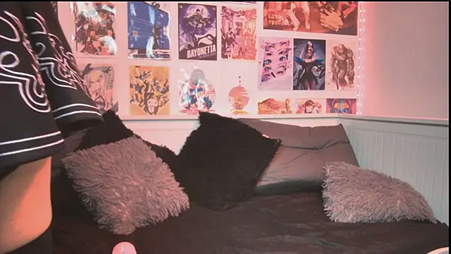 snowblack  online show from 01.16.26