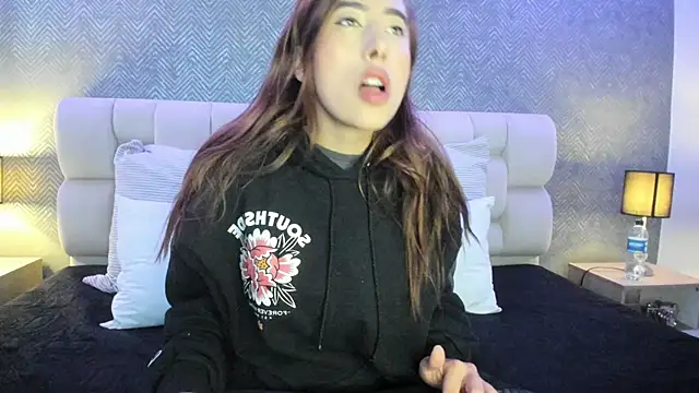 Snapshot of lena_banks chatting on 02.17.25 lena banks online show from 02.17.25