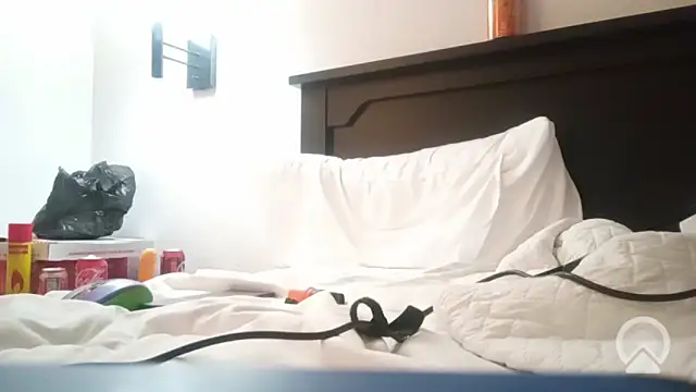 JunkieLiLMethWhore online show from 10.15.25