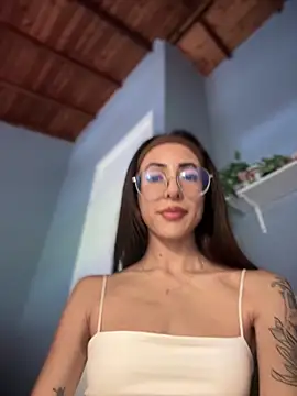 lauravasquez online show from 09.13.25