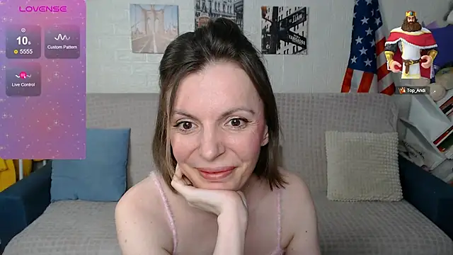 Snapshot of kiramarta chatting on 09.19.25 kiramarta online show from 09.19.25