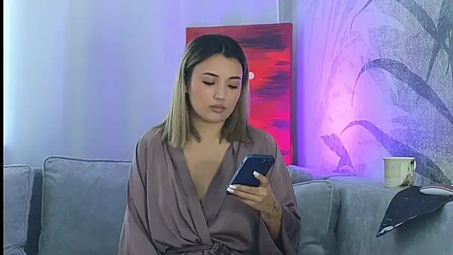 lily  foster online show from 02.26.25