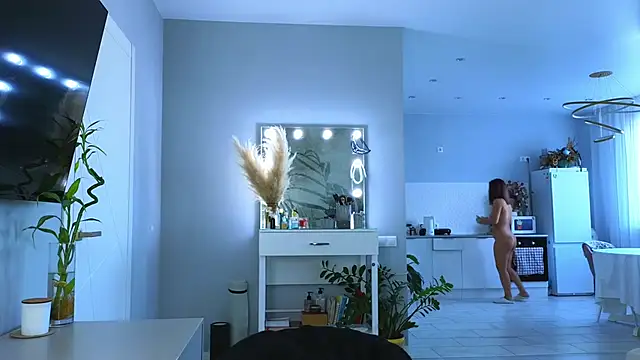 lily  foster online show from 03.21.25