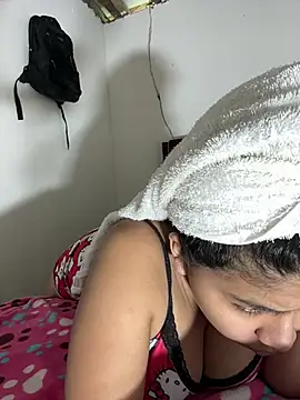 Snapshot of moncerrat_luna chatting on 02.10.26 moncerrat luna online show from 02.10.26