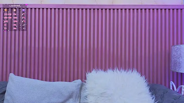 Emiily Scott1 online show from 12.07.24