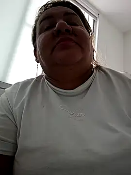 Snapshot of HORNY_MATURE25 chatting on 03.22.26 HORNY MATURE25 online show from 03.22.26