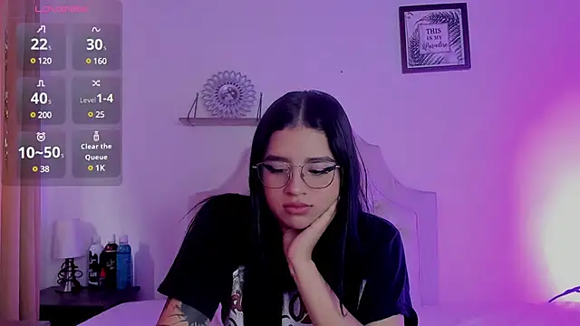 aliice walker  online show from 02.03.25