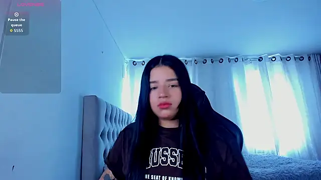 Snapshot of aliice_walker_ chatting on 03.19.26 aliice walker online show from 03.19.26
