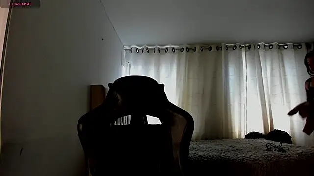 Snapshot of aliice_walker_ chatting on 03.26.26 aliice walker online show from 03.26.26