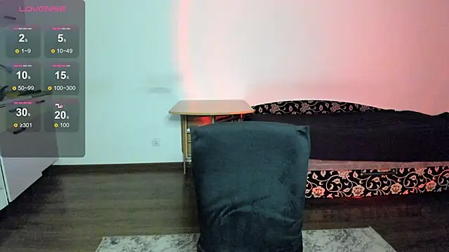 Snapshot of KitsuneRem chatting on 02.07.26 KitsuneRem online show from 02.07.26