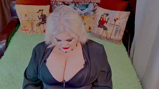 stiphlermom online show from 12.18.25