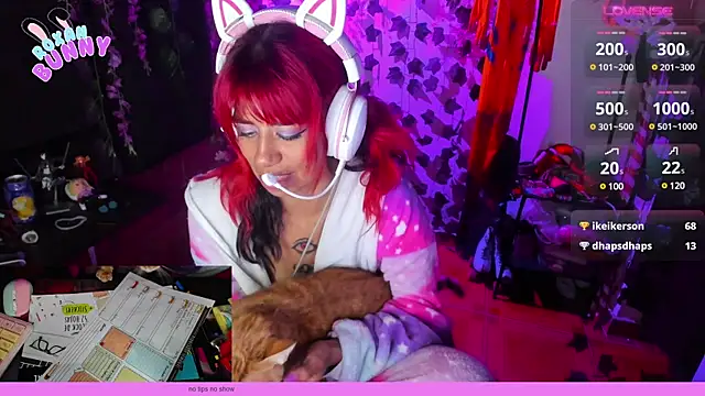 Roxanbunny1 online show from 02.10.25