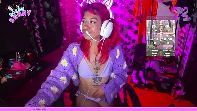 Roxanbunny1 online show from 02.16.25