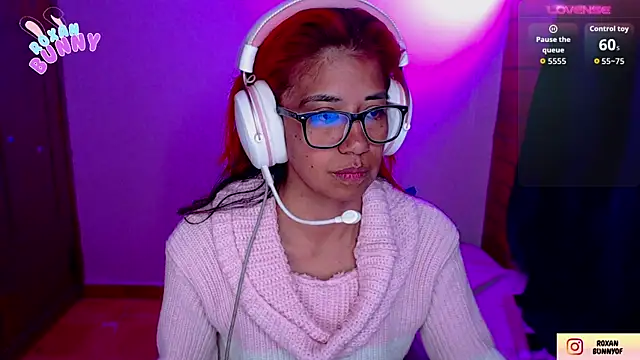 Roxanbunny1 online show from 09.24.25