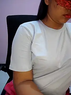 Snapshot of Rose_Olivia chatting on 09.14.25 Rose Olivia online show from 09.14.25