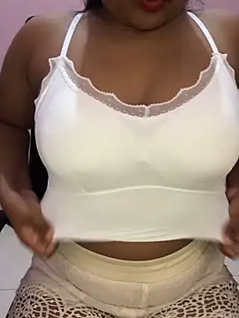 Snapshot of Rose_Olivia chatting on 11.13.25 Rose Olivia online show from 11.13.25