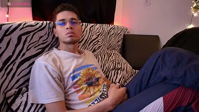 kisstarxxx online show from 02.15.26