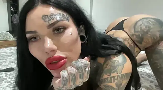 claudiacvc95 online show from 12.04.24