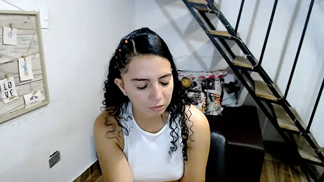 samantha baby  online show from 03.13.25