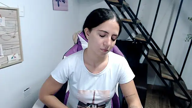 samantha baby  online show from 11.24.25