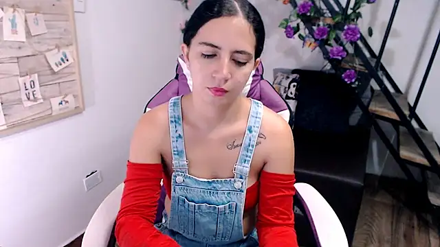 Snapshot of samantha_baby_ chatting on 04.04.26 samantha baby online show from 04.04.26