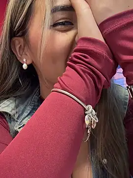 Tiana saenz online show from 09.14.25