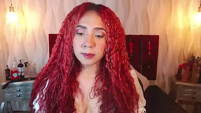 IsabelaLatina online show from 06.04.26