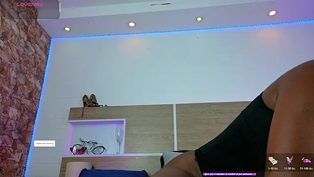 Snapshot of KAROL-SCOTT chatting on 06.08.26 KAROL-SCOTT online show from 06.08.26
