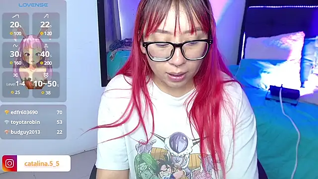 Snapshot of Kata_Bigboobs chatting on 02.02.25 Kata Bigboobs online show from 02.02.25
