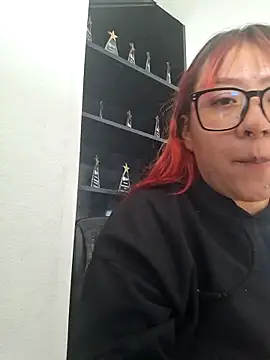 Snapshot of Kata_Bigboobs chatting on 02.27.25 Kata Bigboobs online show from 02.27.25