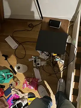 la chiennete online show from 10.20.25