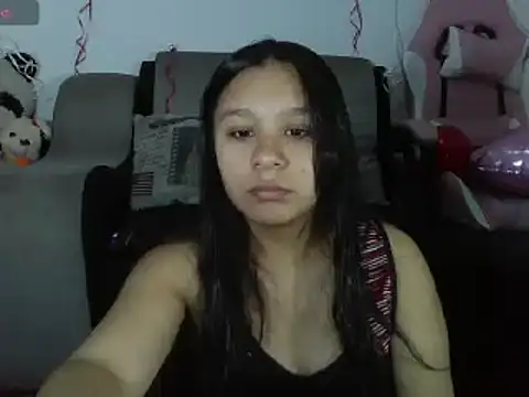 Snapshot of Charis_21 chatting on 03.12.25 Charis 21 online show from 03.12.25