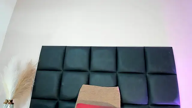 NoraDasilva online show from 11.14.25