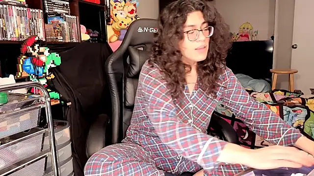 ShinyCherub online show from 04.11.26