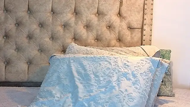 KeryHillson online show from 10.18.25