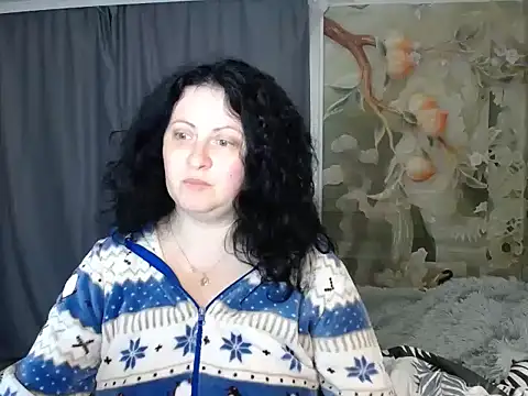 Lillian2 online show from 11.04.25