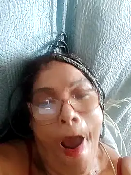 Delicy1 online show from 02.20.25