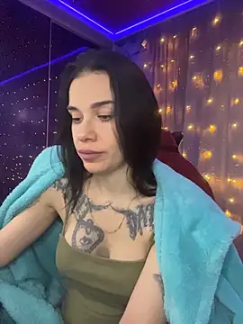 Queen of pain online show from 12.17.25