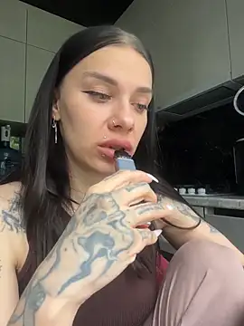 Snapshot of Queen_of_pain chatting on 05.31.26 Queen of pain online show from 05.31.26