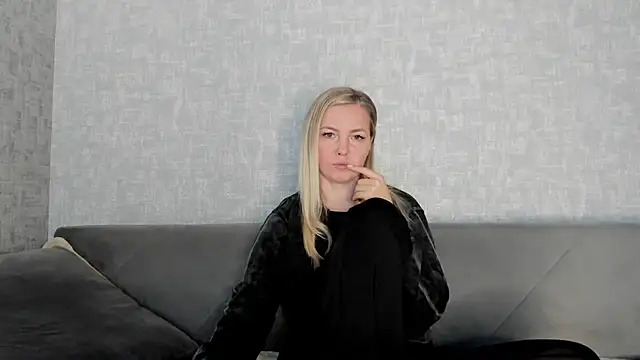 iam Venus online show from 02.16.26