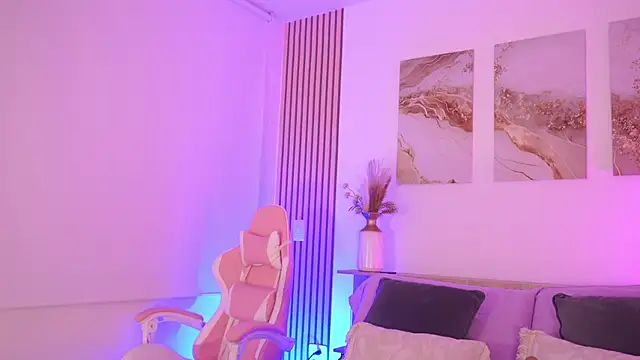 LillyThompson online show from 02.02.26