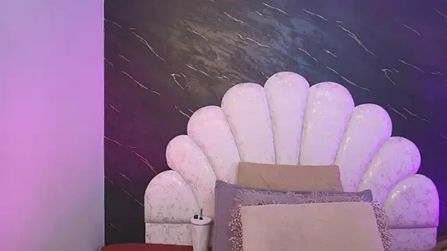  MiaBrown  online show from 04.01.26