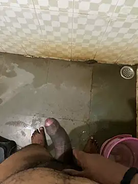 Snapshot of Honeydick7 chatting on 01.17.25 Honeydick7 online show from 01.17.25