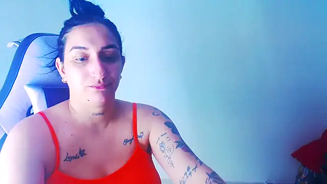 Snapshot of liz_dirty chatting on 05.21.26 liz dirty online show from 05.21.26