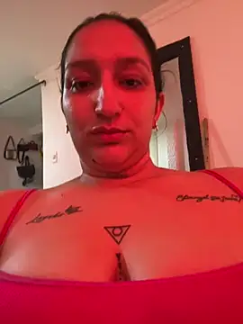 Snapshot of liz_dirty chatting on 07.21.26 liz dirty online show from 07.21.26