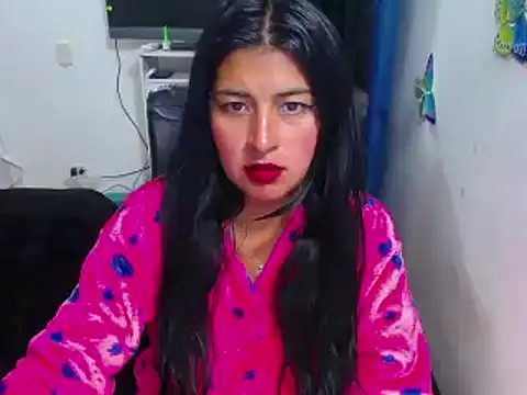 Snapshot of Yunhot_ chatting on 01.31.25 Yunhot online show from 01.31.25