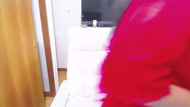 Snapshot of Yunhot_ chatting on 10.12.25 Yunhot online show from 10.12.25