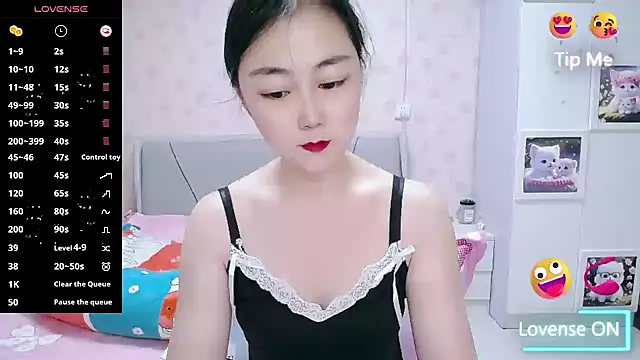 Snapshot of Elvira_baby chatting on 03.18.26 Elvira baby online show from 03.18.26