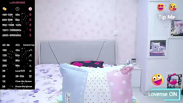 Snapshot of Elvira_baby chatting on 06.23.26 Elvira baby online show from 06.23.26
